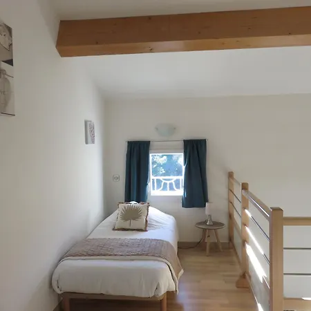 Les Clos De La Vigne Bed & Breakfast