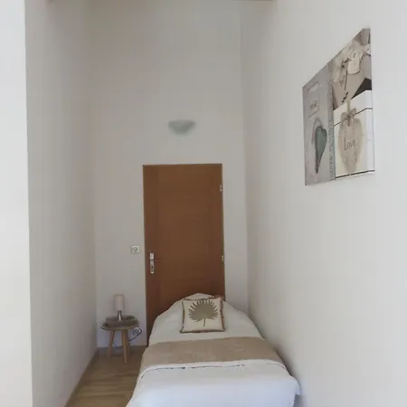 Les Clos De La Vigne Bed and breakfast Vals-les-Bains