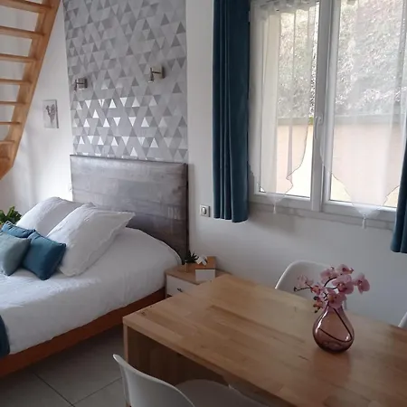 Les Clos De La Vigne Bed and breakfast *